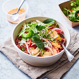 Thaise rode rijst salade met citrus vinaigrette  (delivery)